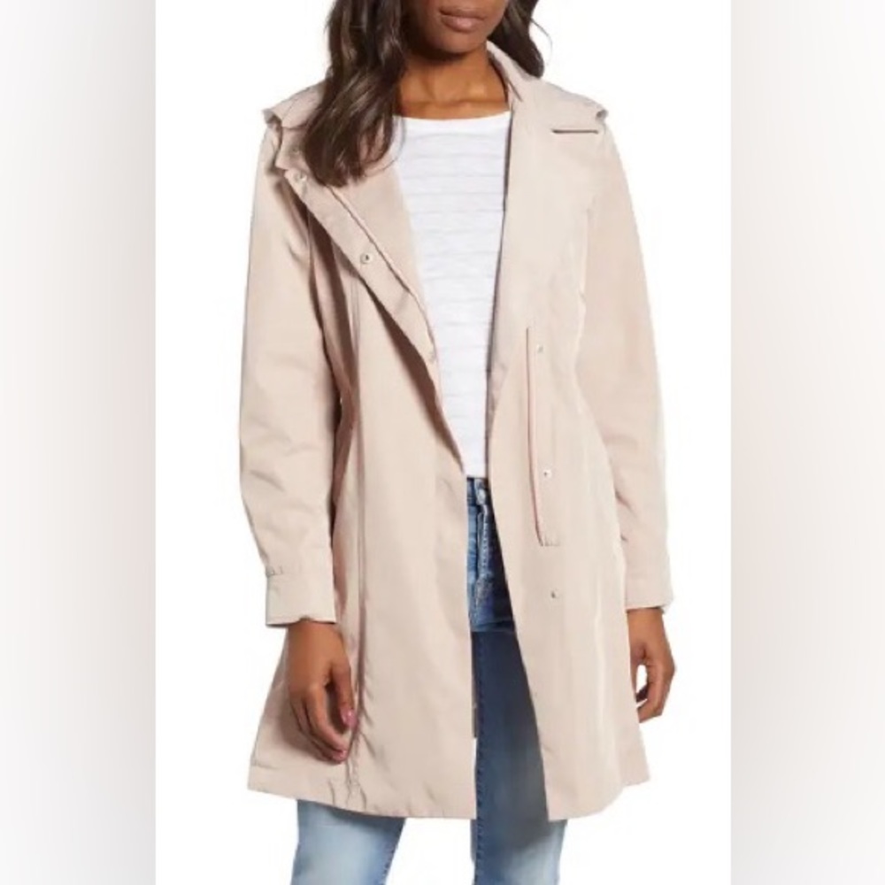 Kristen Blake hooded rain jacket. Size XL. Blush pink.